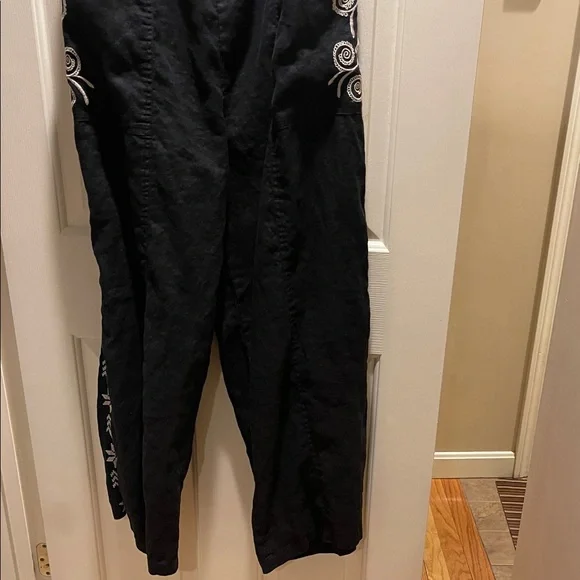Johnny Was Black Embroidered pants - Picture 2 of 6